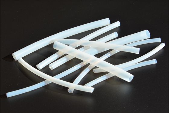 No adhesivo Superficie de la manga PTFE de la manga Resistencia a altas temperaturas tubo de grado médico